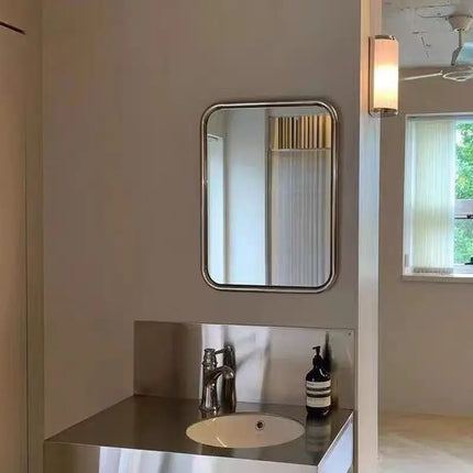 Minimalist Wall-Mounted Bathroom Mirror – Nordic Luxury