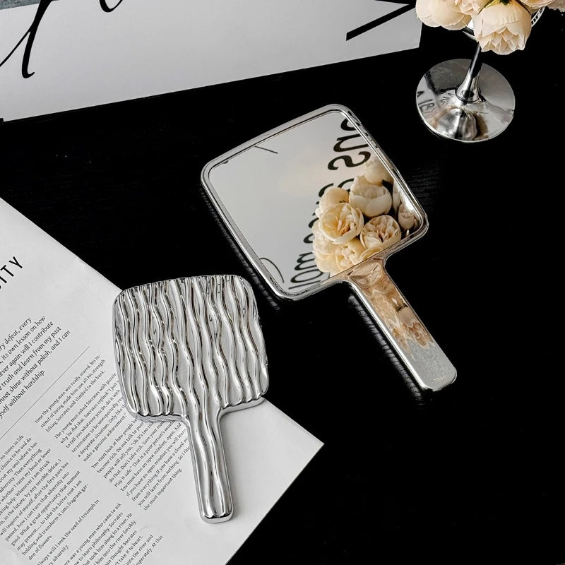 Portable Handheld Makeup Mirror – Modern Design
