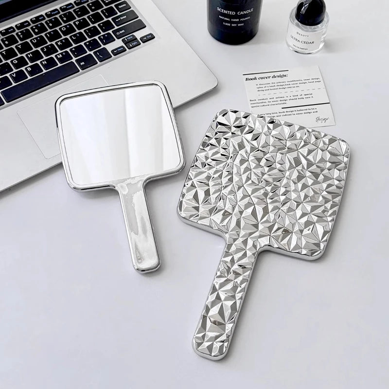 Portable Handheld Makeup Mirror – Modern Design